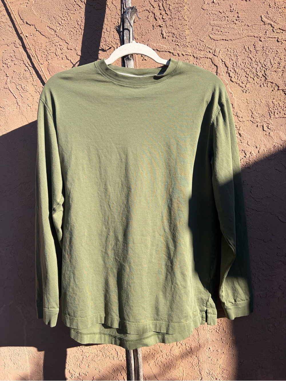 Left Coast Tee M18 Long Sleeve Crewneck Pima Cotton Olive Green Men’s Large